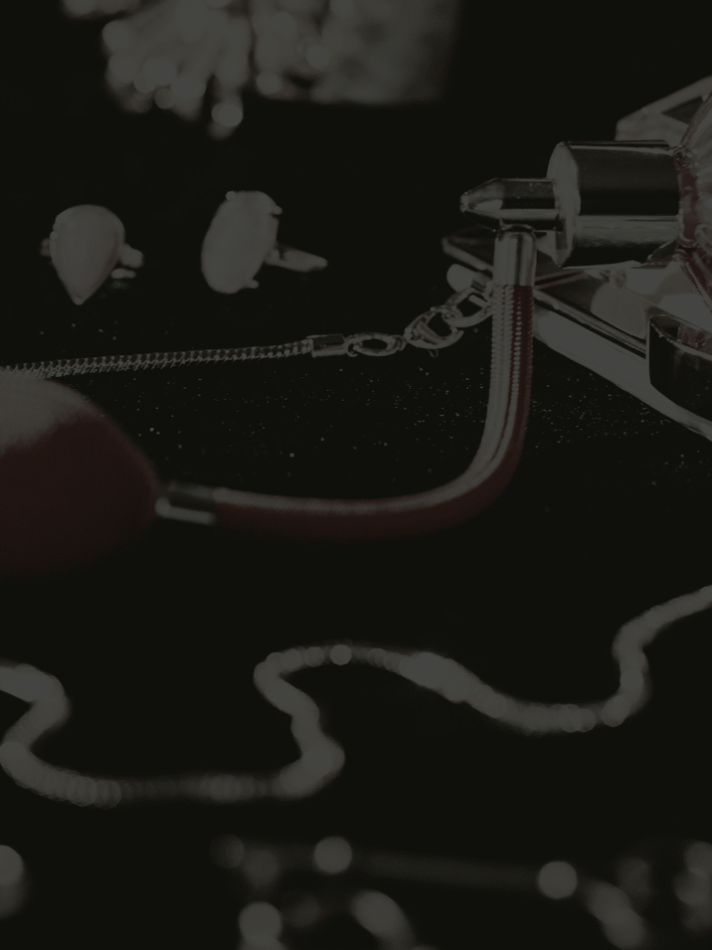 Luxury Brands don’t have Niches… and you shouldn’t either